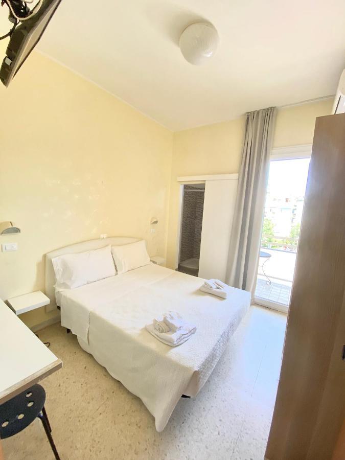Hotel Morri'S Rimini Exterior photo
