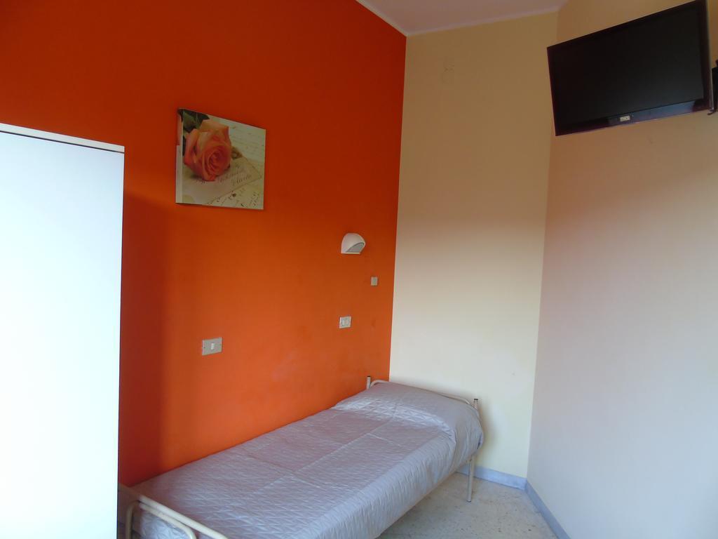 Hotel Morri'S Rimini Room photo