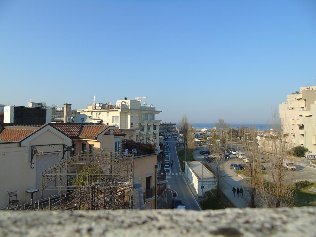 Hotel Morri'S Rimini Exterior photo