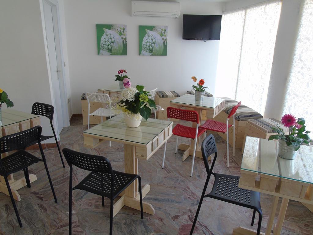 Hotel Morri'S Rimini Exterior photo